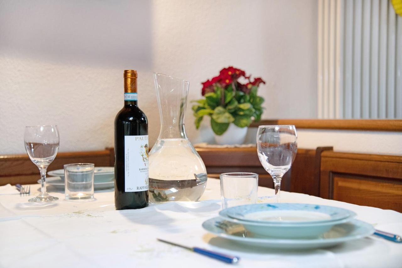 La Mansarda Di Eros E Tiziana Apartment Lanzo D'intelvi Ngoại thất bức ảnh